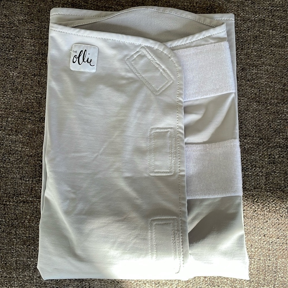 Ollie swaddle stone
